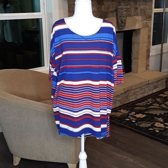 LulaRoe Red White and Blue Striped Hi Low Shirt - Picture 1 of 7